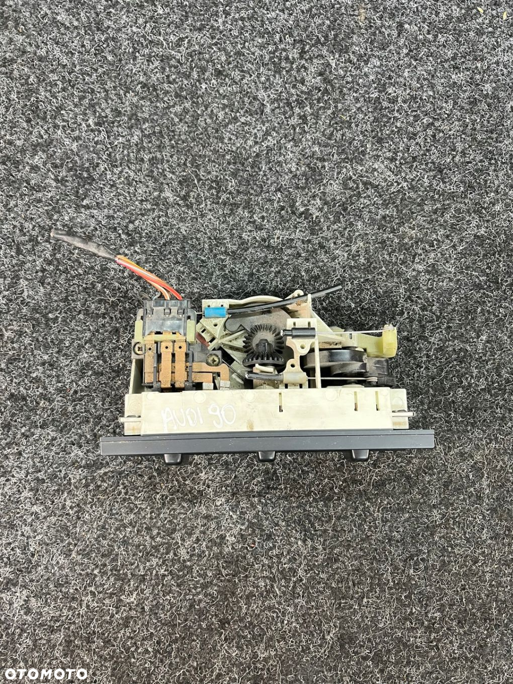 panel nawiewu audi 90 - 5