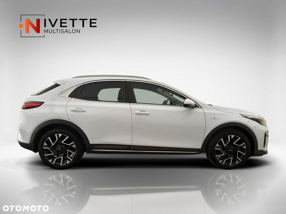 Kia XCeed - 8
