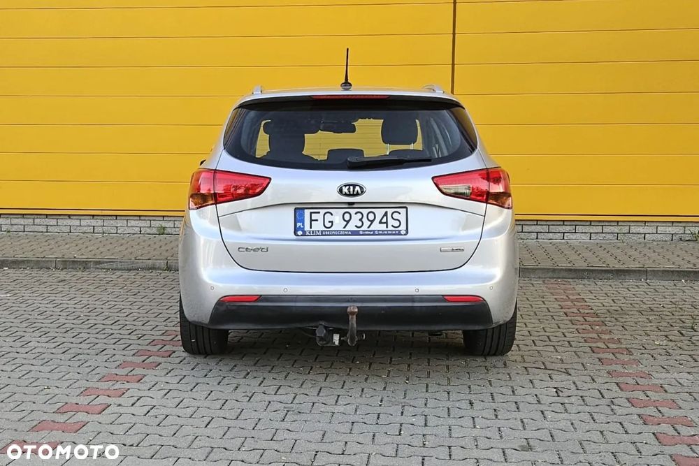 Kia Ceed Cee'd 1.6 GDI M - 8