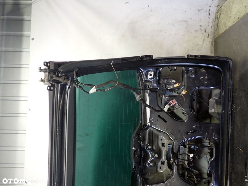 KLAPA TYŁ BAGAŻNIKA VOLKSWAGEN TOUAREG 5.0 - 11