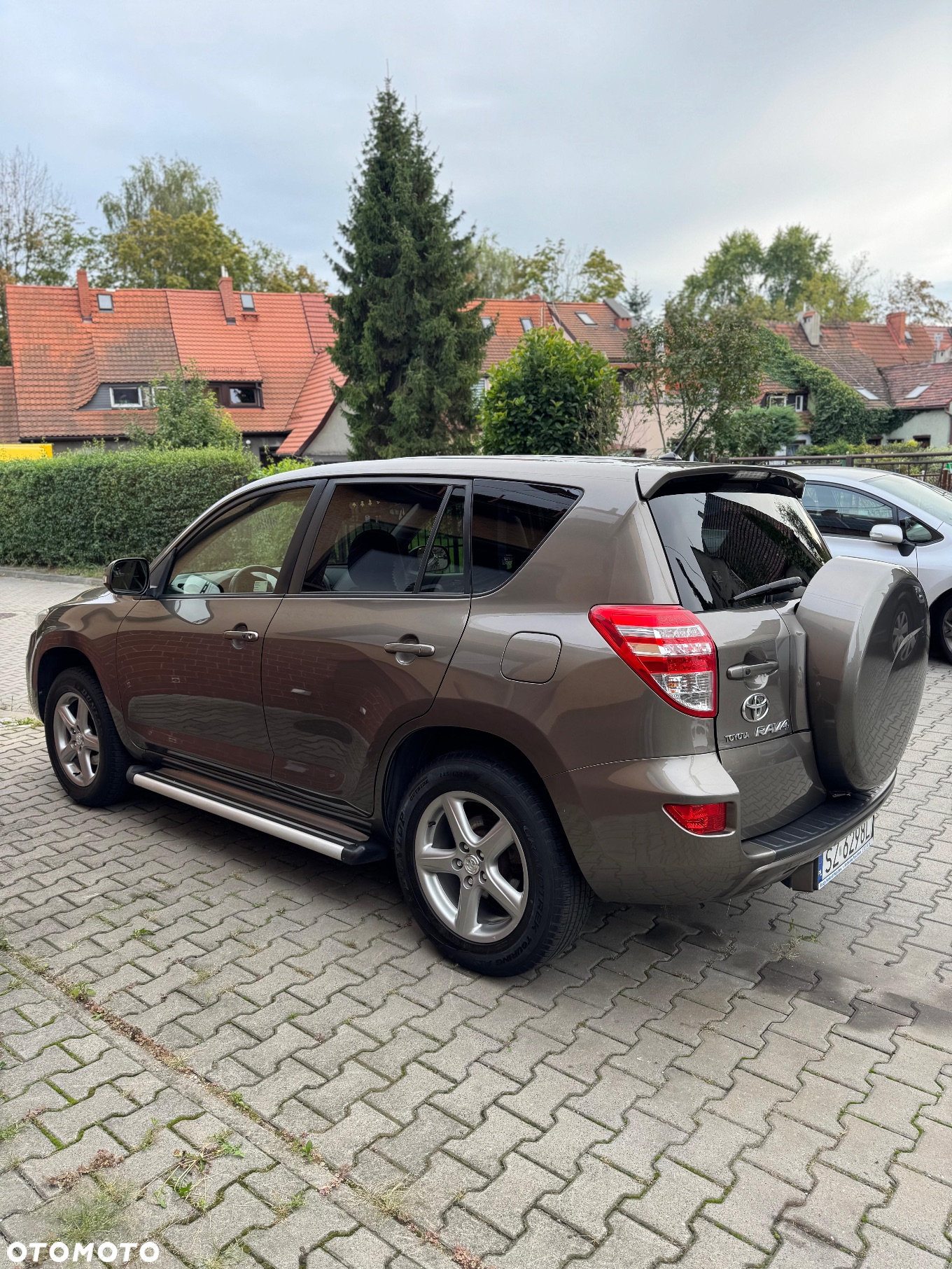 Toyota RAV4 - 6