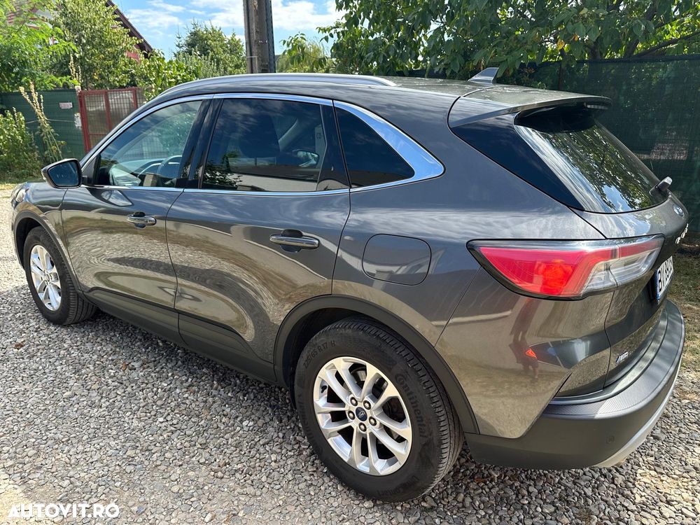 Ford Kuga - 6