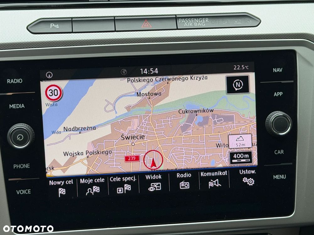 Volkswagen Passat - 15
