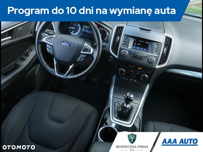 Ford S-Max - 8