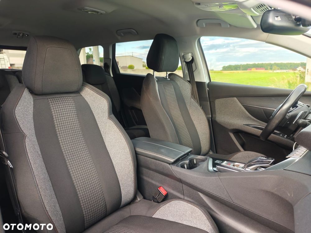 Peugeot 5008 - 18