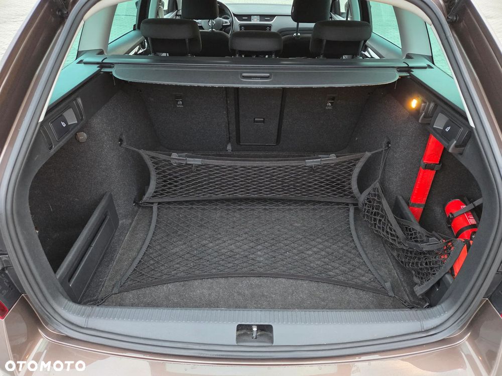 Skoda Octavia 2.0 TDI Style DSG - 11