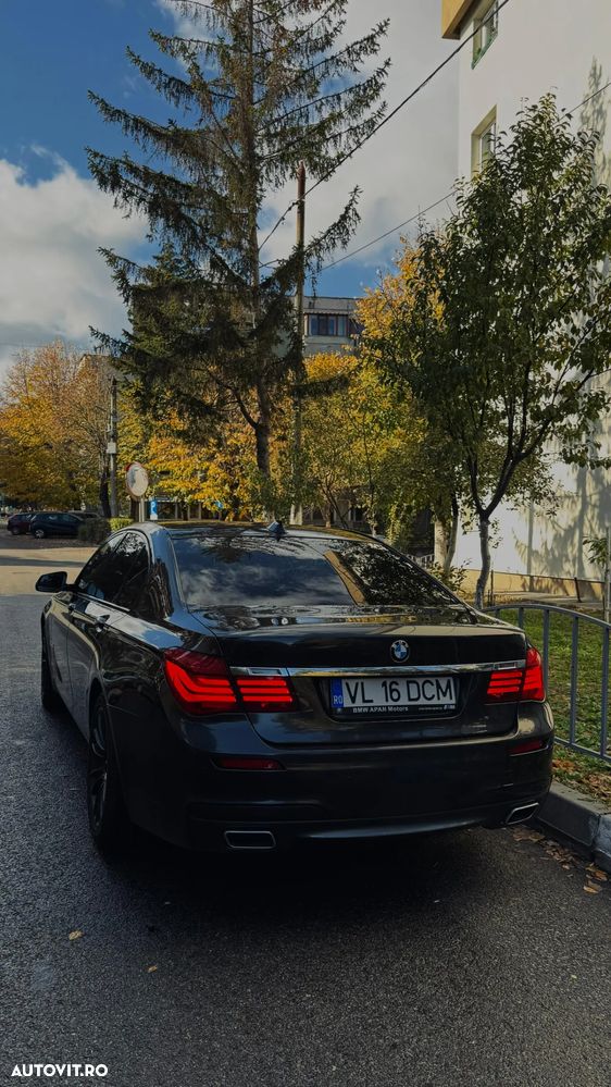 BMW Seria 7 740d xDrive - 2