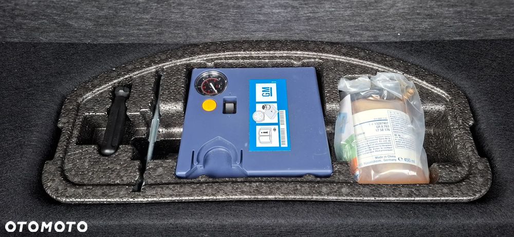 Opel Astra 1.6 Turbo Innovation - 21