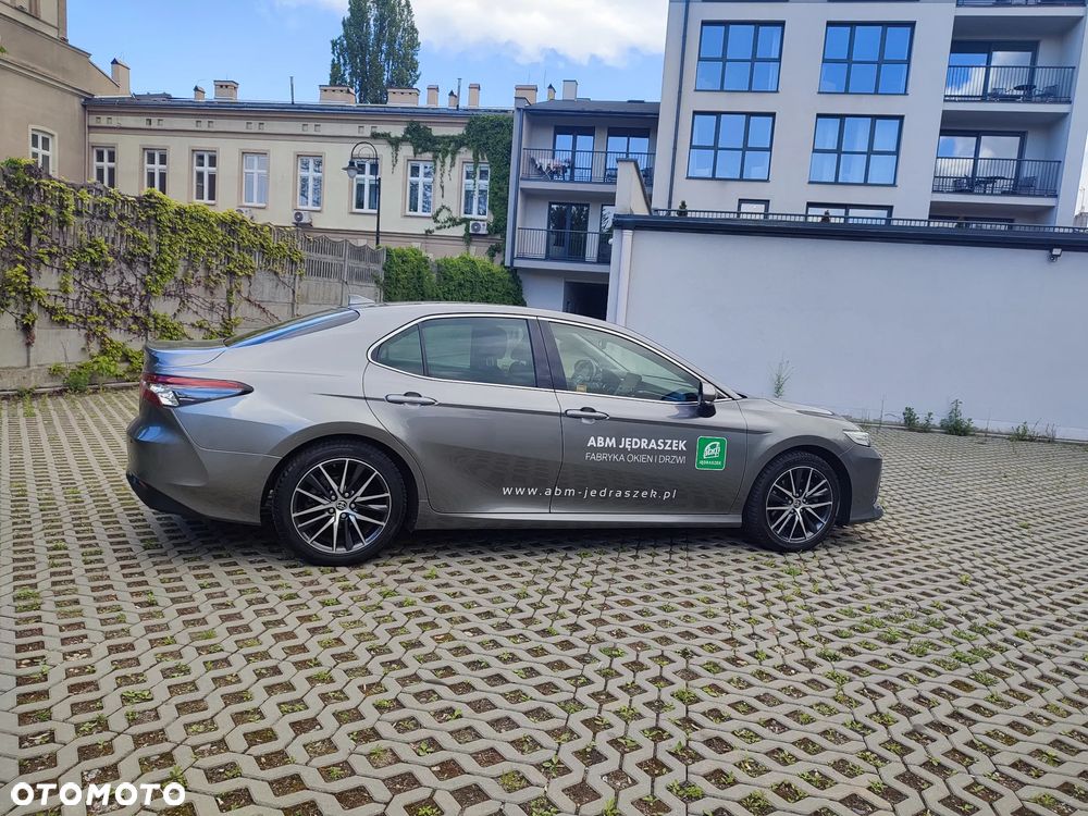Toyota Camry 2.5 Hybrid Executive CVT - 4