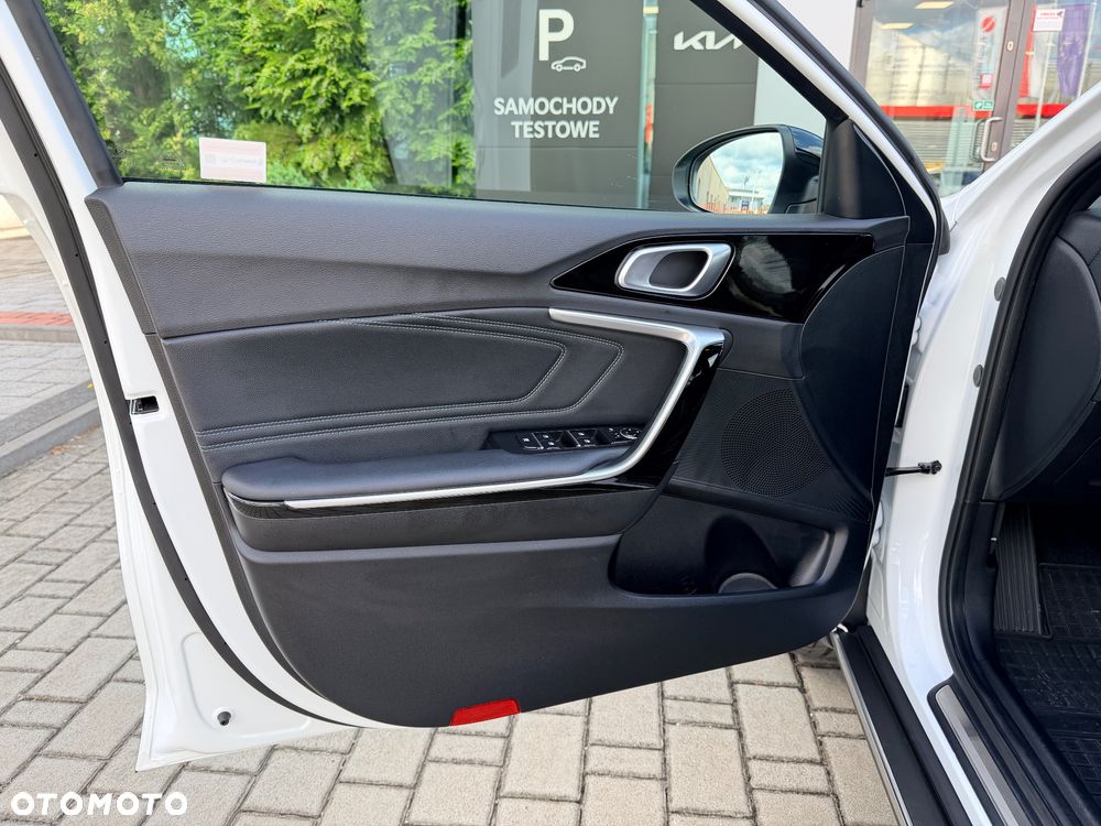 Kia XCeed 1.6 T-GDI Tribute DCT - 17