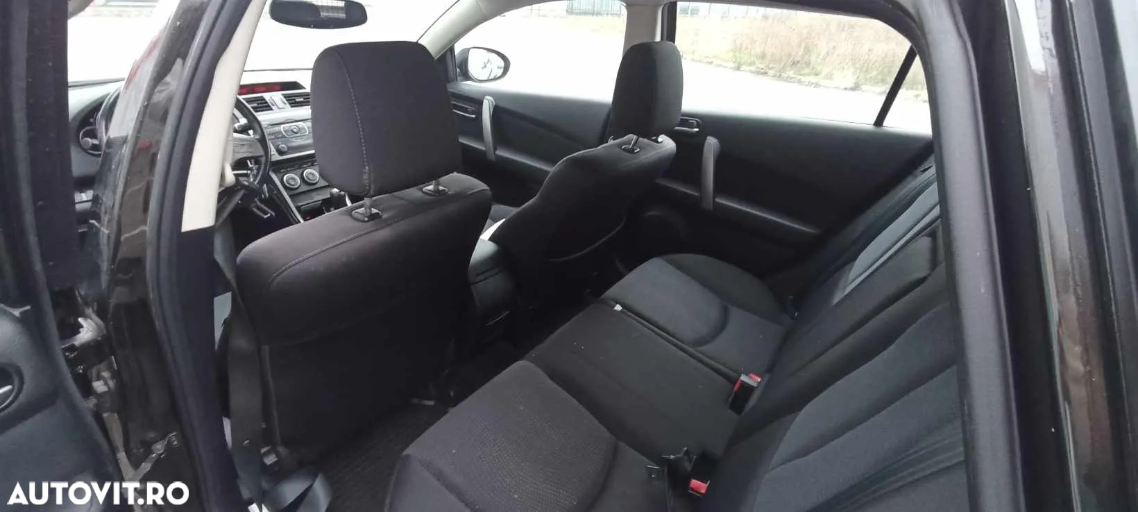 Mazda 6 1.8i CE - 23