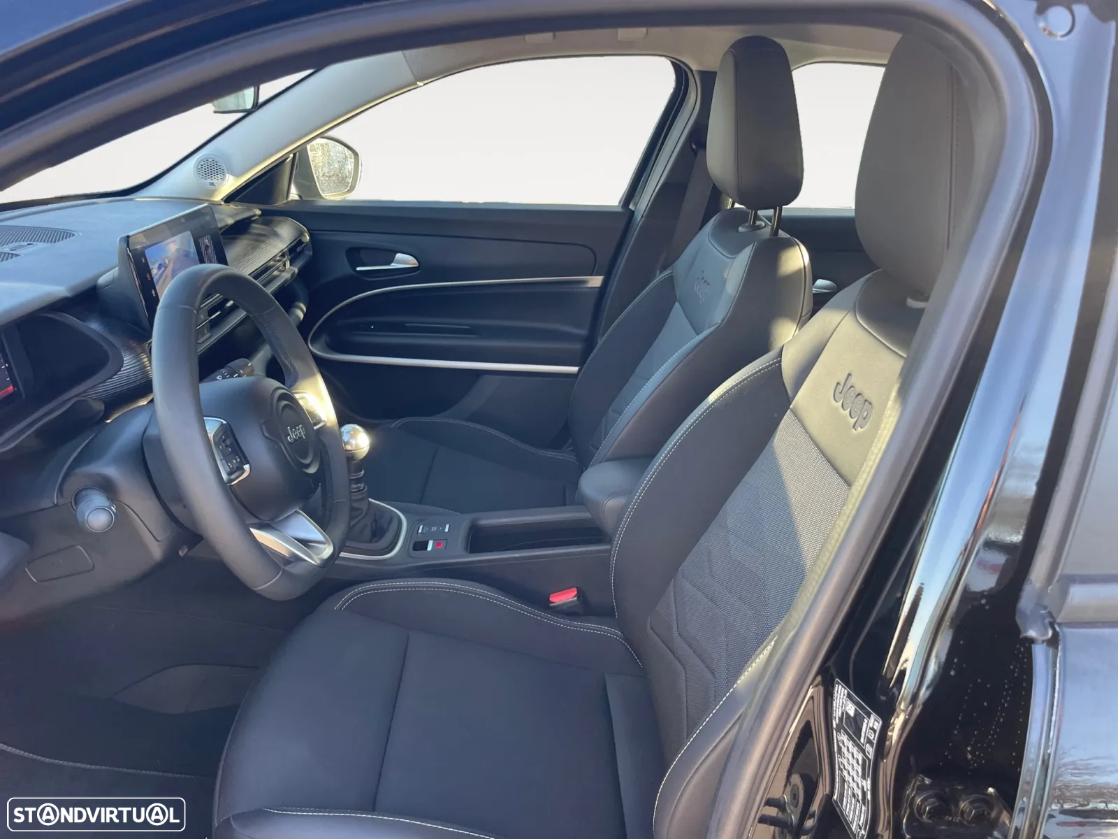 Jeep Avenger 1.2 GSE T3 Altitude - 10