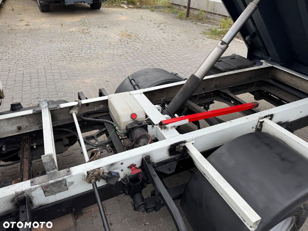 Renault Maxity Wywrotka Krata Najazd na Bliźniaku 3.5t na Haku Brygadówka - 12