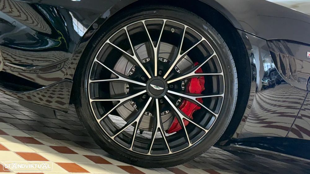 Aston Martin Vantage Roadster V8 F1 Edition - 16