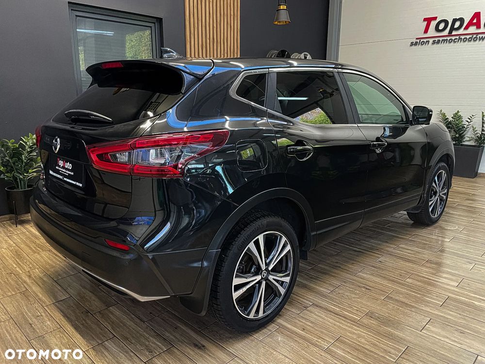 Nissan Qashqai 1.3 DIG-T TEKNA - 8