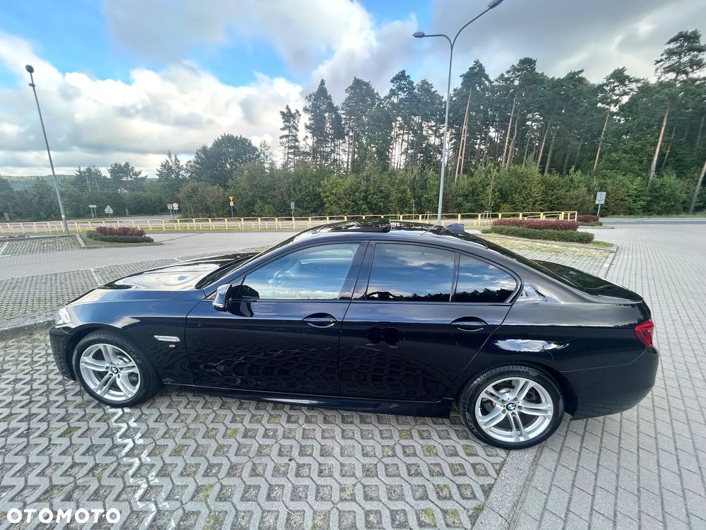 BMW Seria 5 520d xDrive - 6
