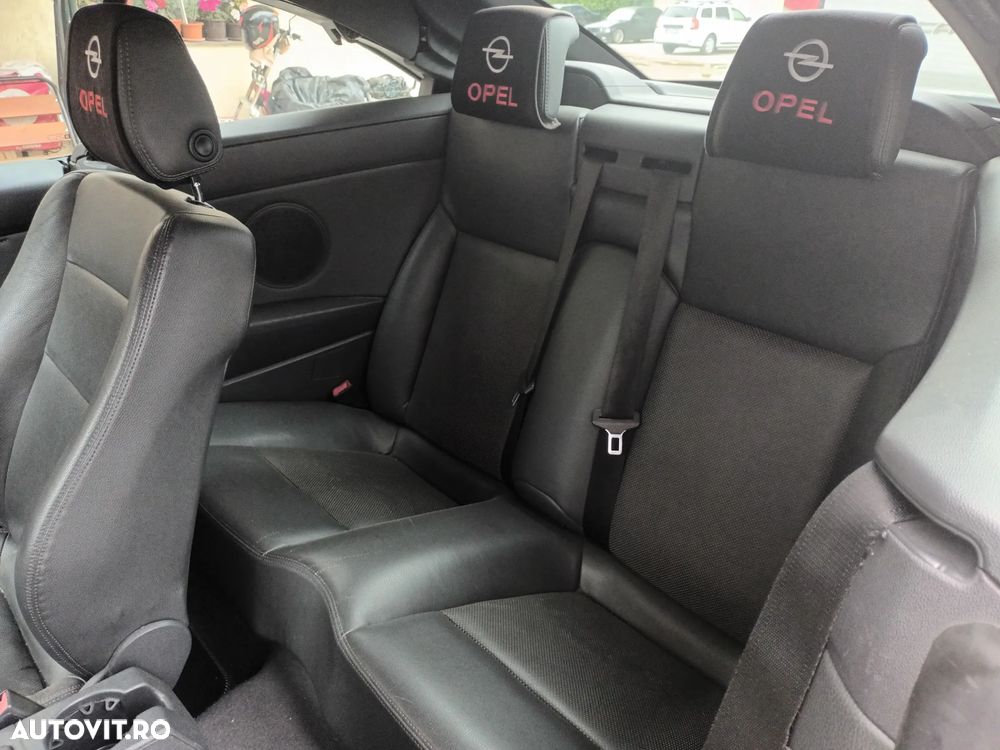Opel Astra - 4