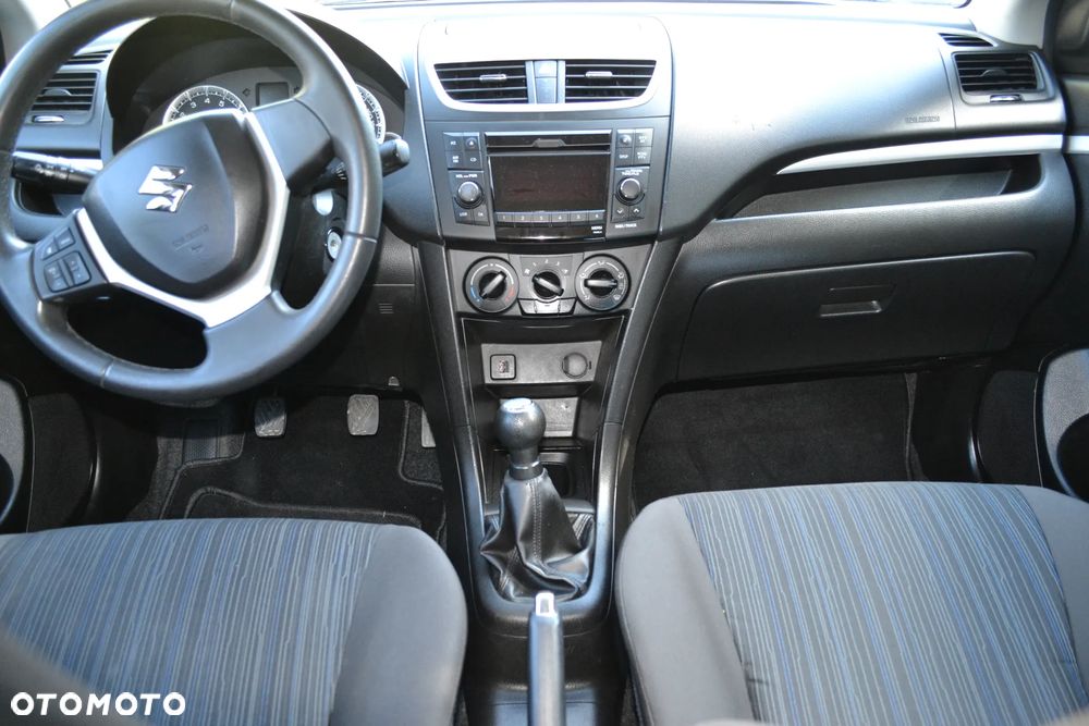 Suzuki Swift 1.2 4x4 Club - 10