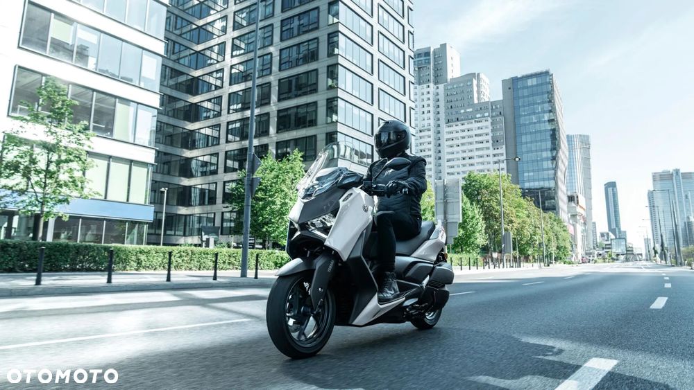 Yamaha X-max - 5