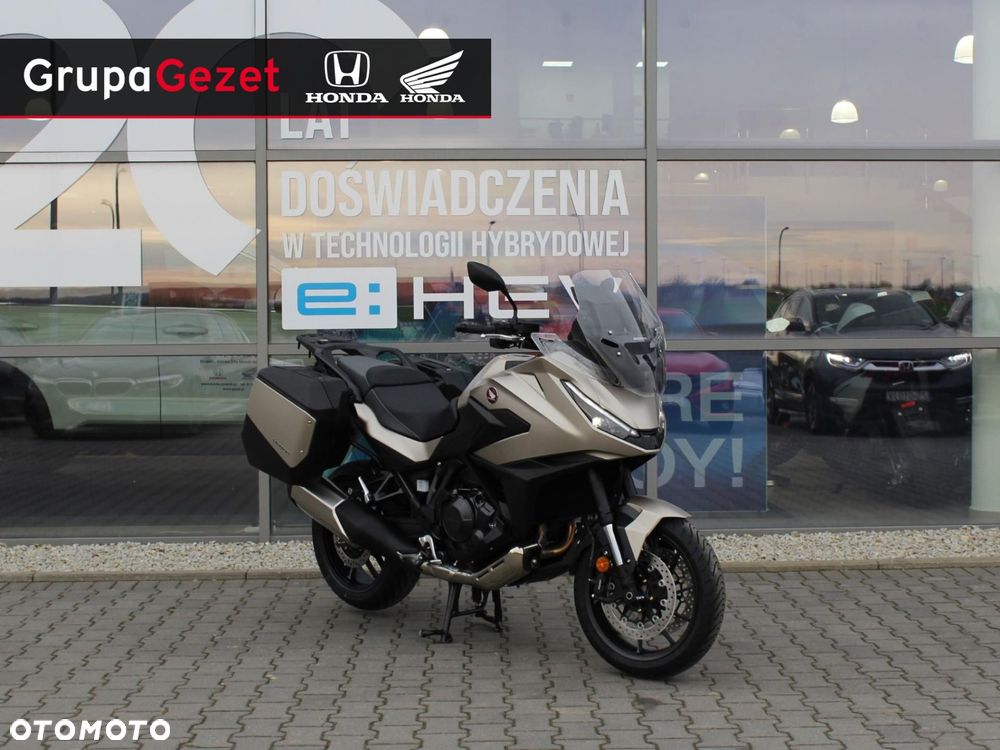 Honda NT - 1