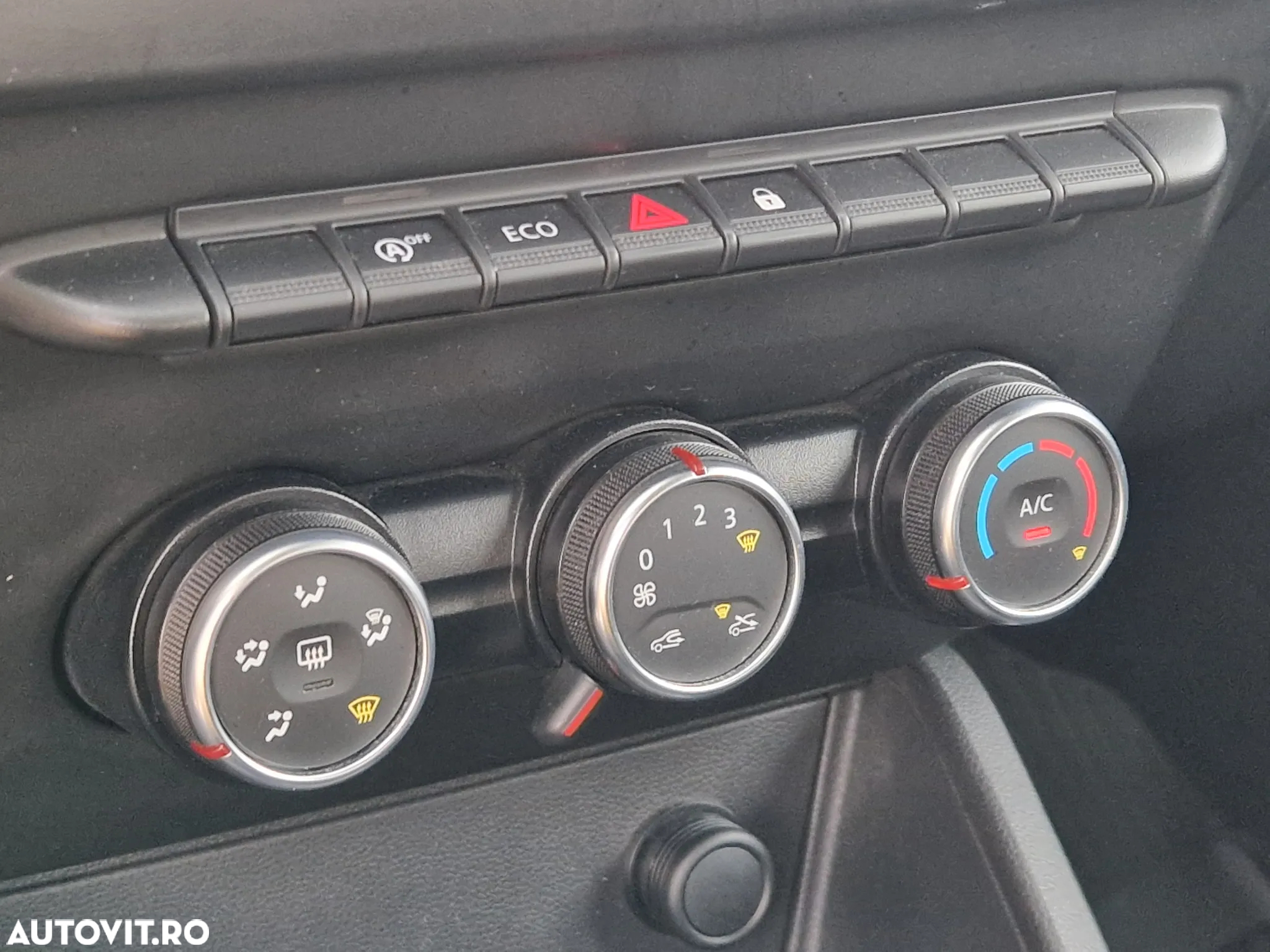 Dacia Duster TCe 100 Comfort - 17