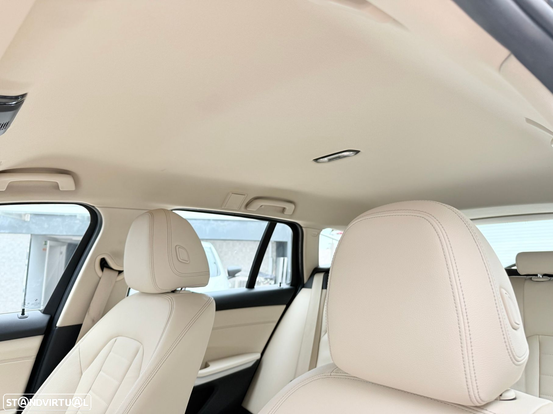 BMW 320 d Touring Line Luxury Auto - 11