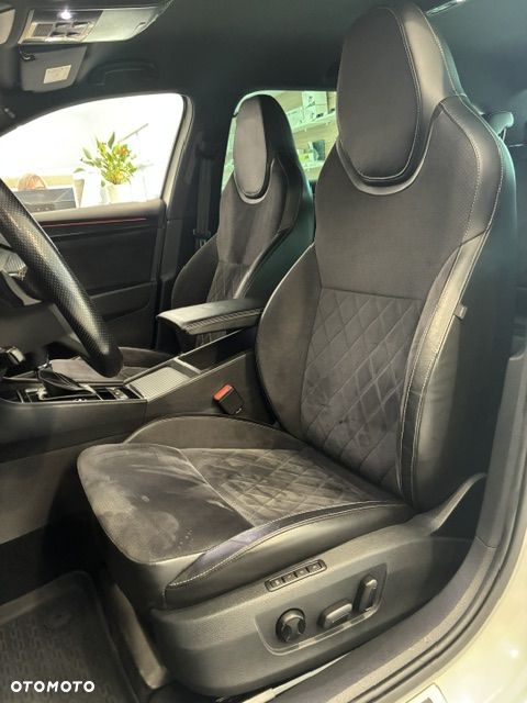 Skoda Superb 2.0 TSI Sportline DSG - 11