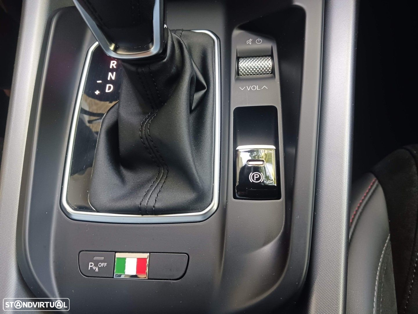 Alfa Romeo Tonale 1.5 Hybrid Veloce - 26