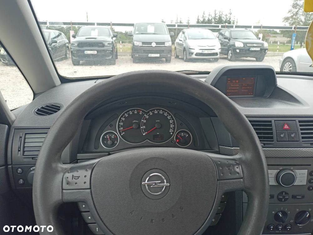 Opel Meriva - 10