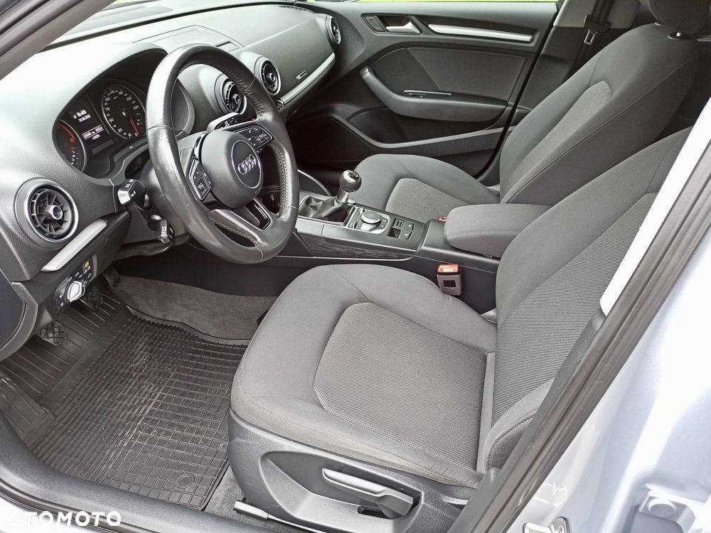 Audi A3 Sportback 30 TDI sport - 19