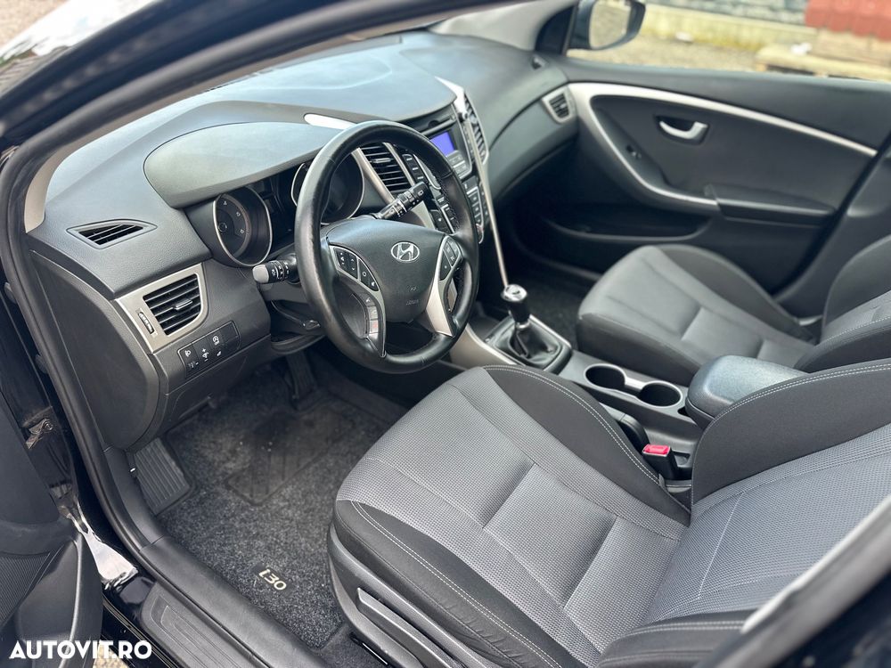 Hyundai i30 1.6 CRDI Comfort - 6