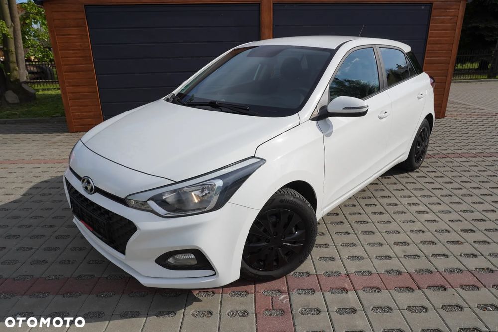 Hyundai i20 blue 1.2 Classic - 1