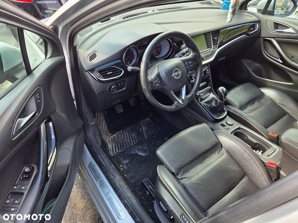 Opel Astra 1.6 CDTI Elite S&S - 6