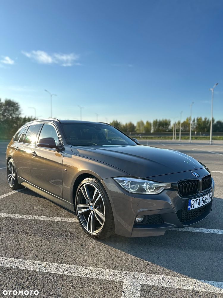 BMW Seria 3 330d Edition M Sport Shadow - 13