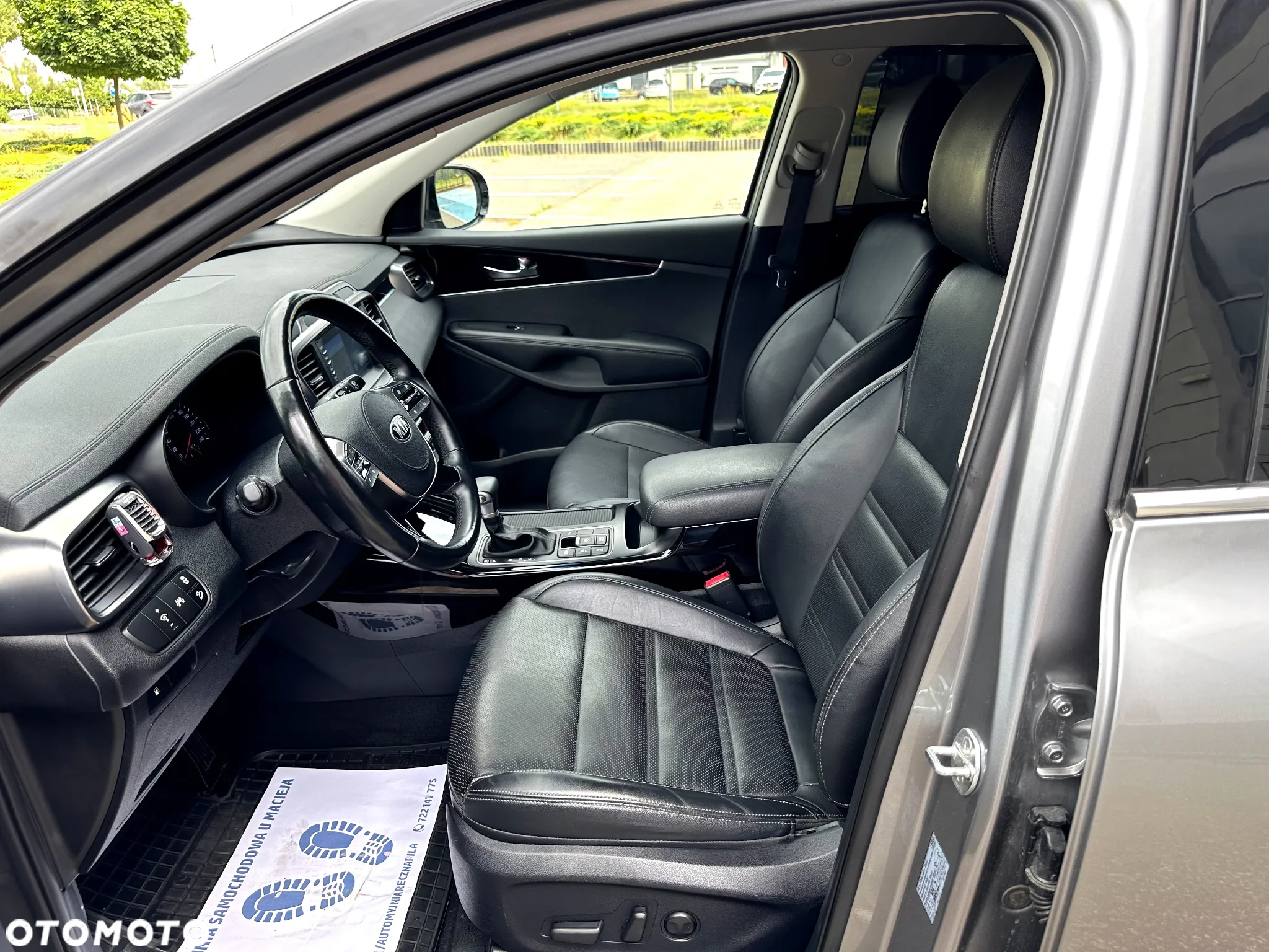 Kia Sorento 2.0 CRDI Business Line Plus - 28