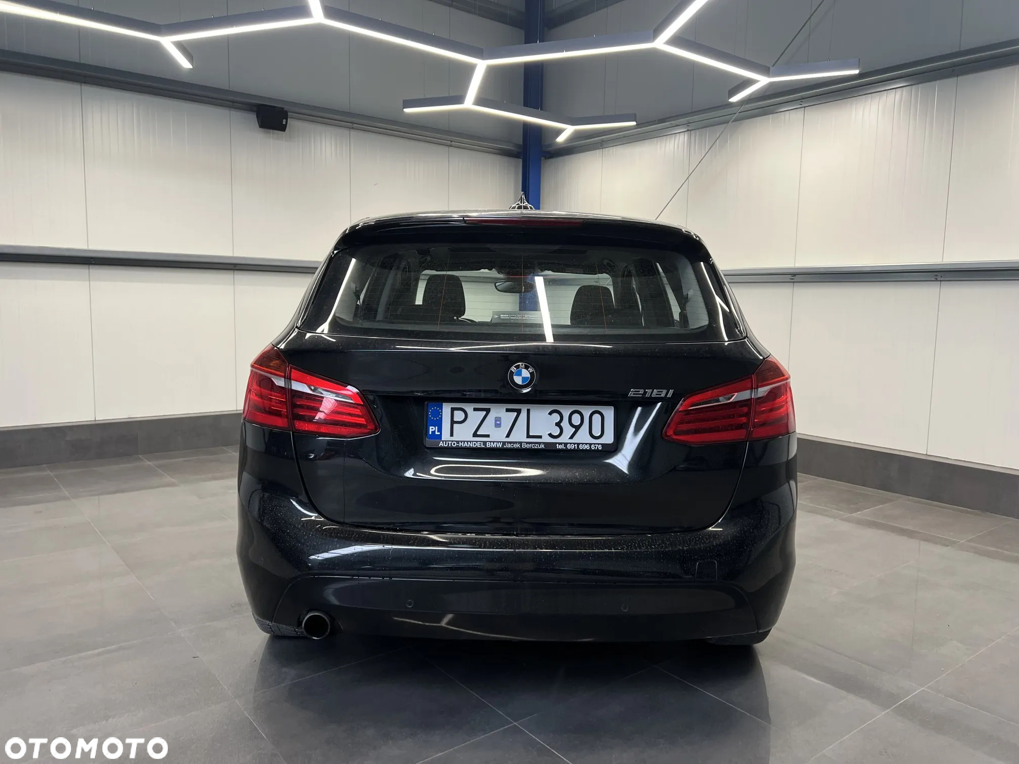 BMW Seria 2 218i Advantage - 14