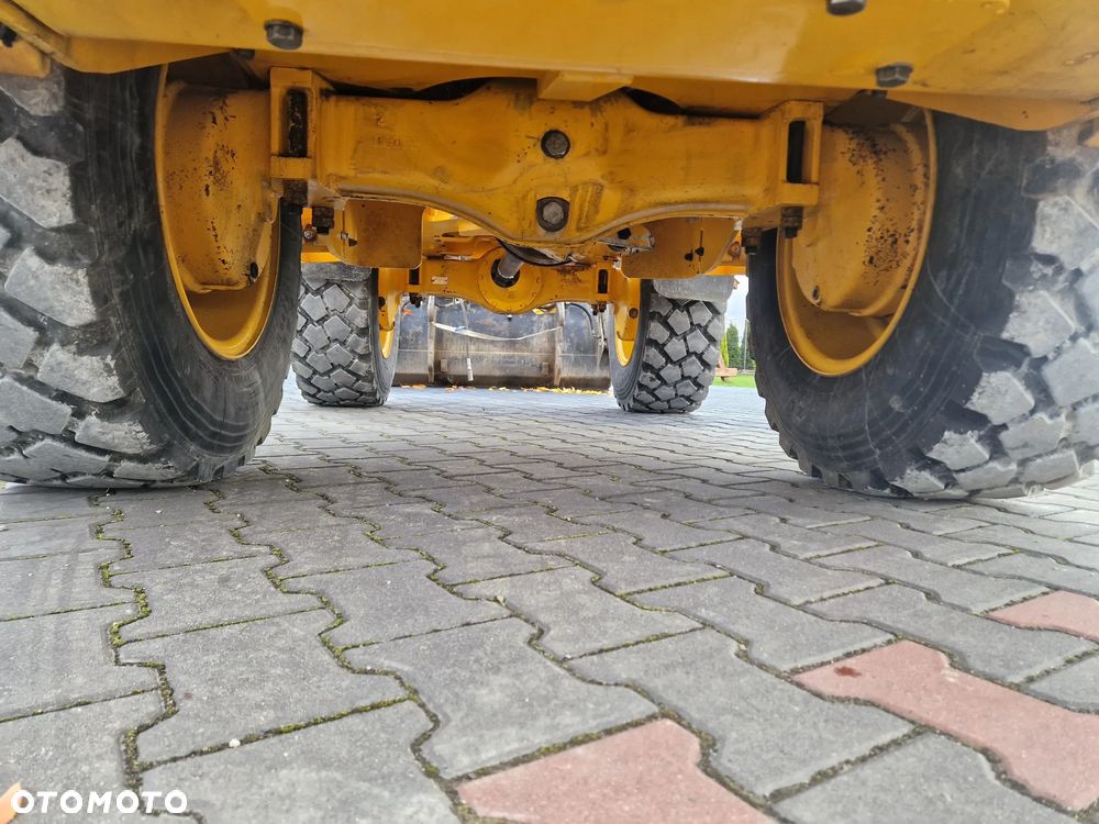 JCB 407 - 7