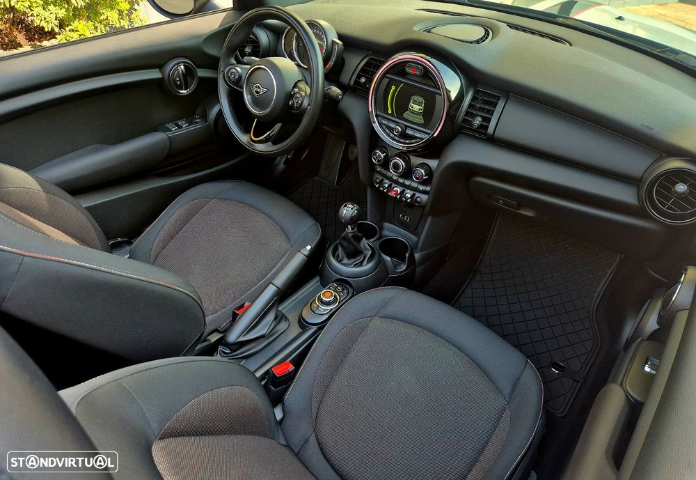 MINI Cabrio One JCW - 32