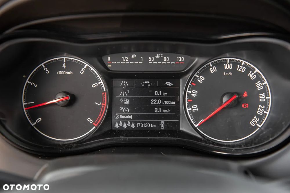Opel Zafira - 18