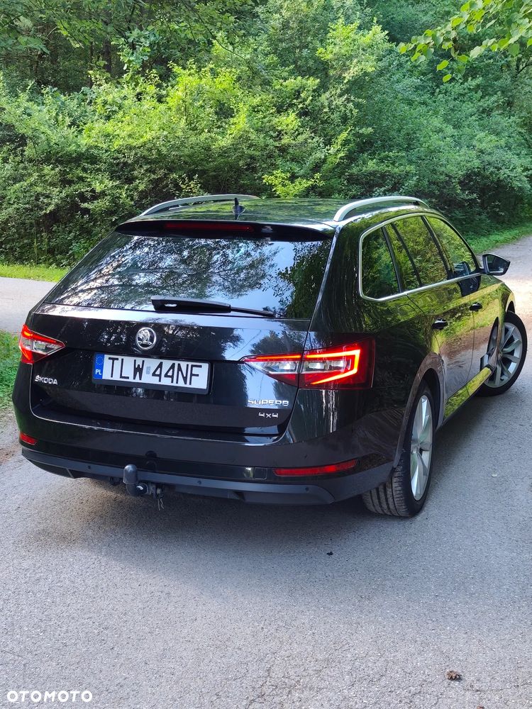 Skoda Superb 2.0 TDI 4x4 Ambition DSG - 2