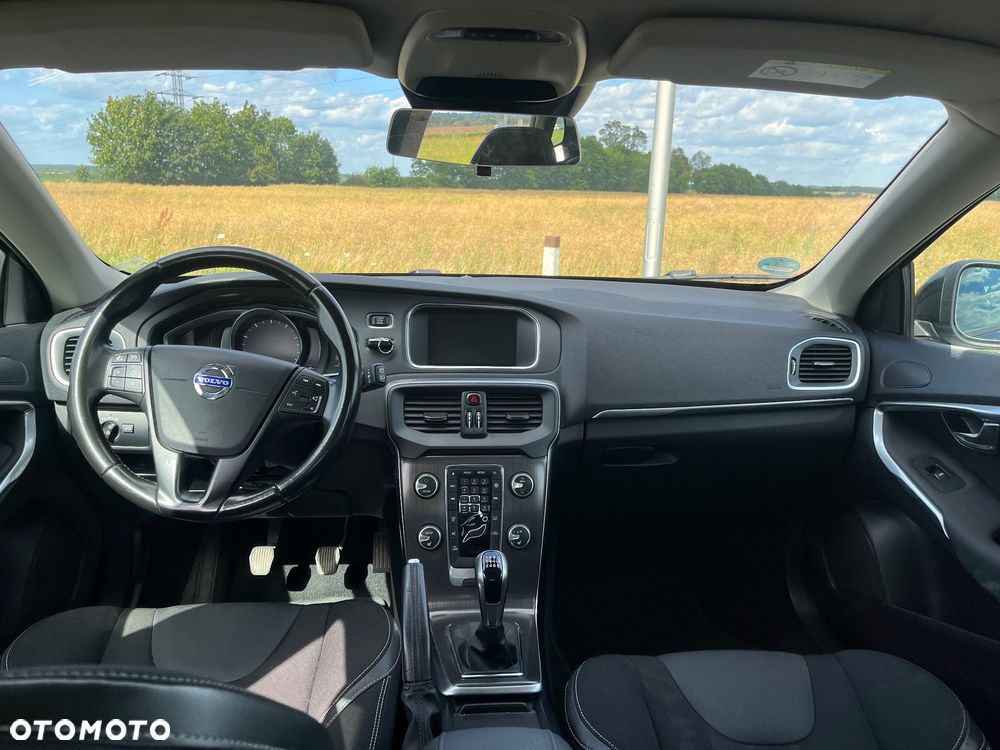 Volvo V40 T2 Drive-E Momentum - 20