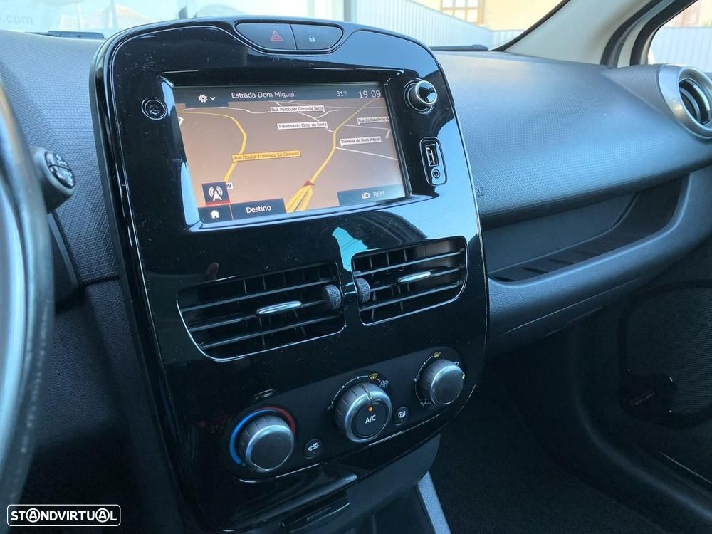 Renault Clio 1.5 dCi Limited - 11