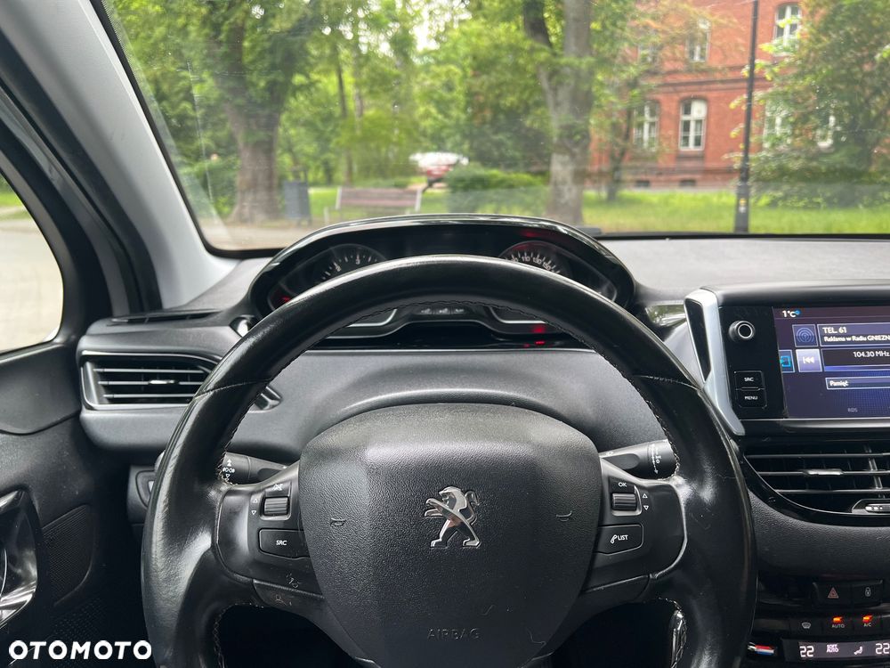 Peugeot 208 Blue-HDi 100 Stop&Start Allure - 13