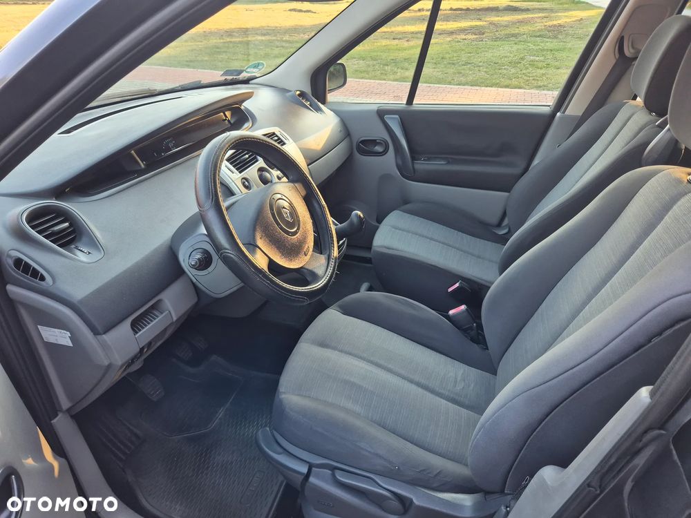 Renault Scenic 1.6 16V Dynamique - 14