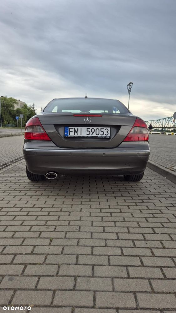 Mercedes-Benz CLK - 4
