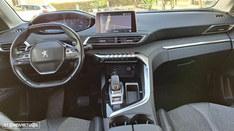 Peugeot 3008 1.5 BlueHDi Allure EAT8 - 11