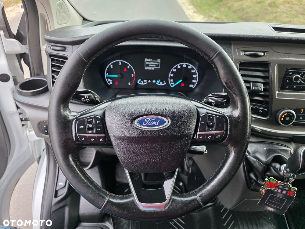 Ford Transit Custom - 17