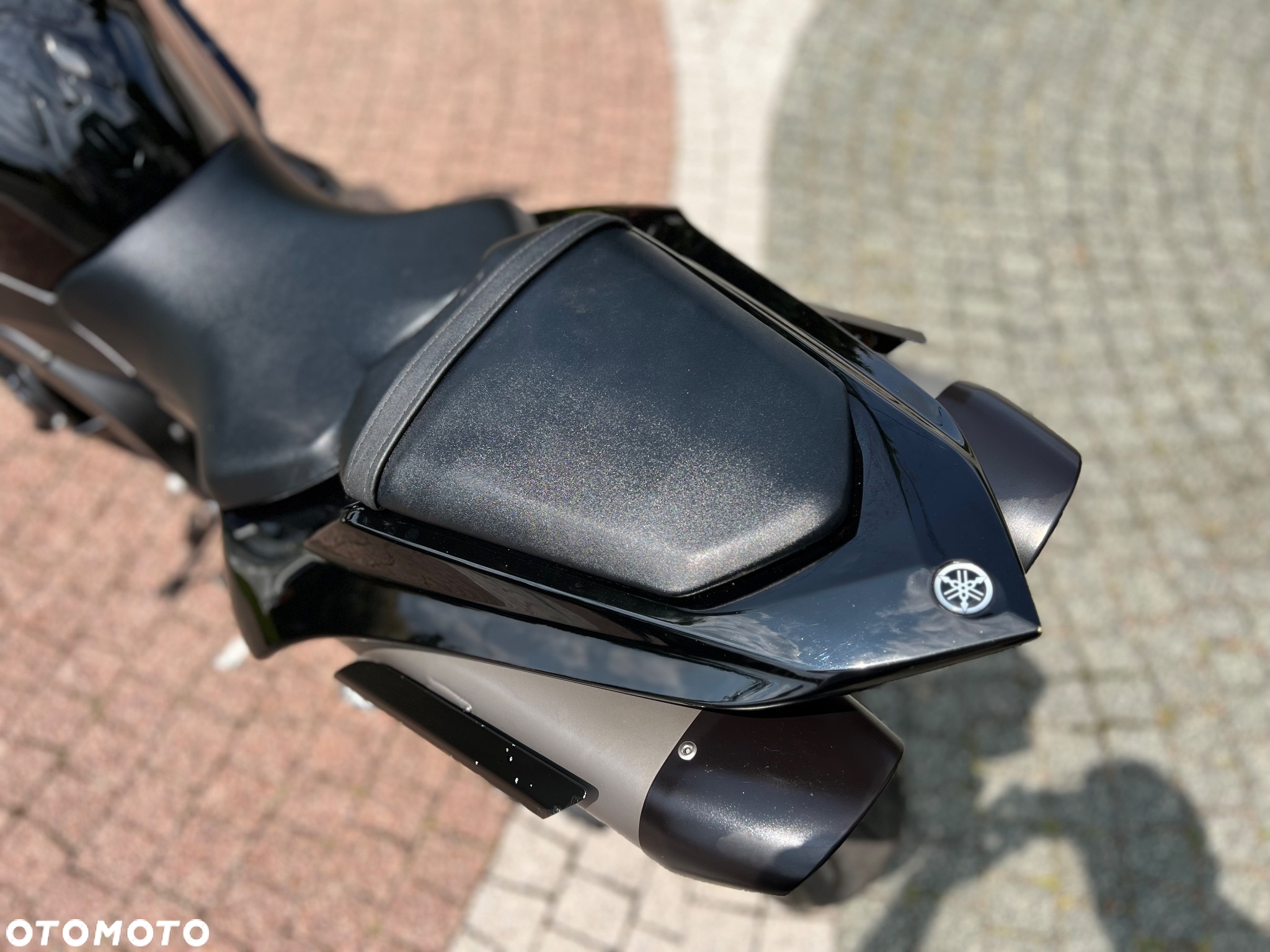 Yamaha R1 - 20
