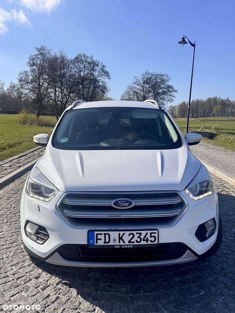 Ford Kuga - 13