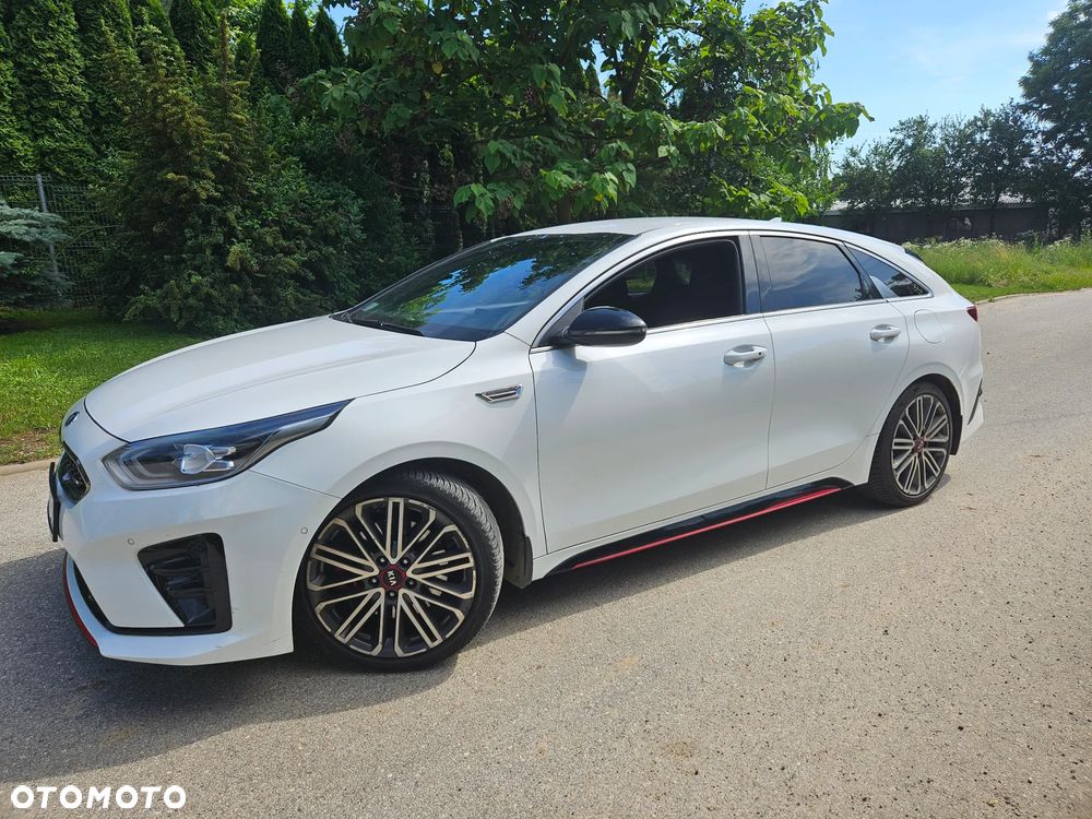 Kia ProCeed - 7